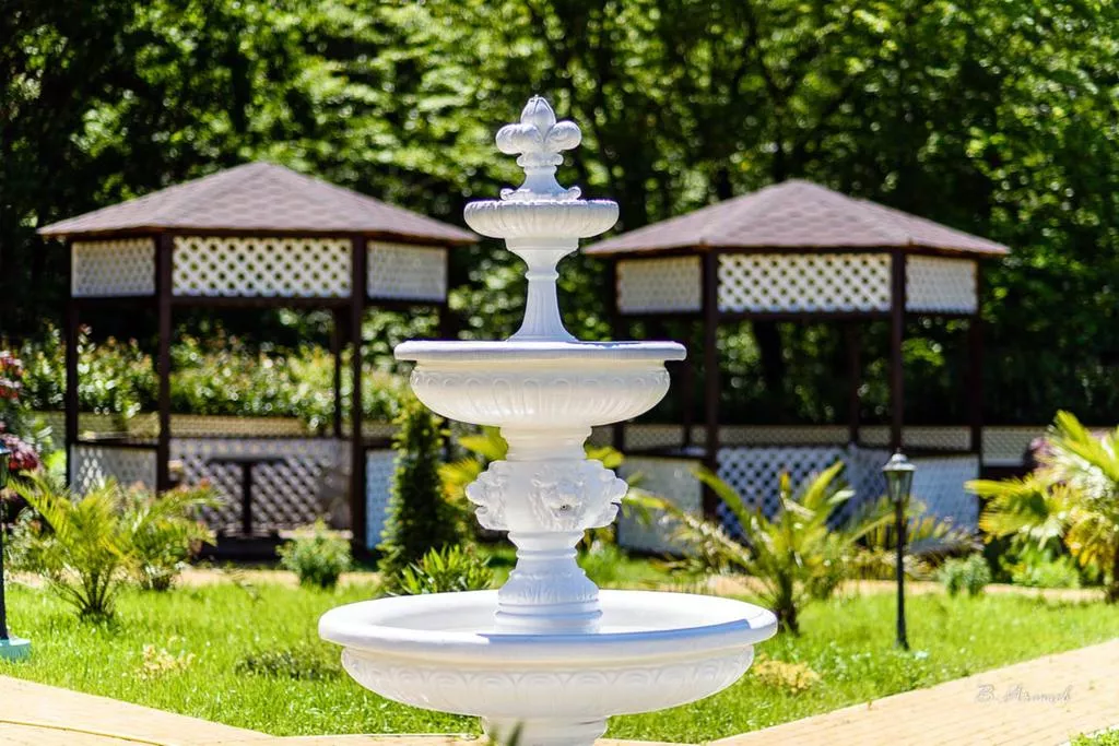 . Отель "Джаз Лоо" парк-отель. Лоо