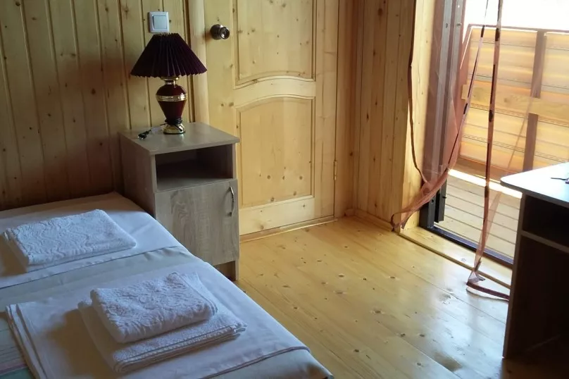 Семейный. Гостевой дом На Правды 11А. Головинка