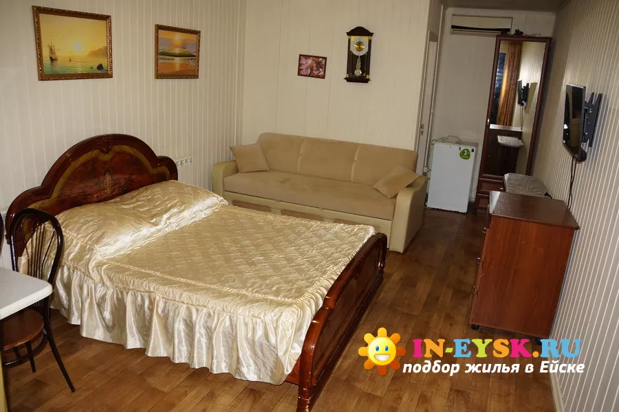 Номер - 1.  ГОСТЕВОЙ ДОМ «КСЕНИЯ». Ейск