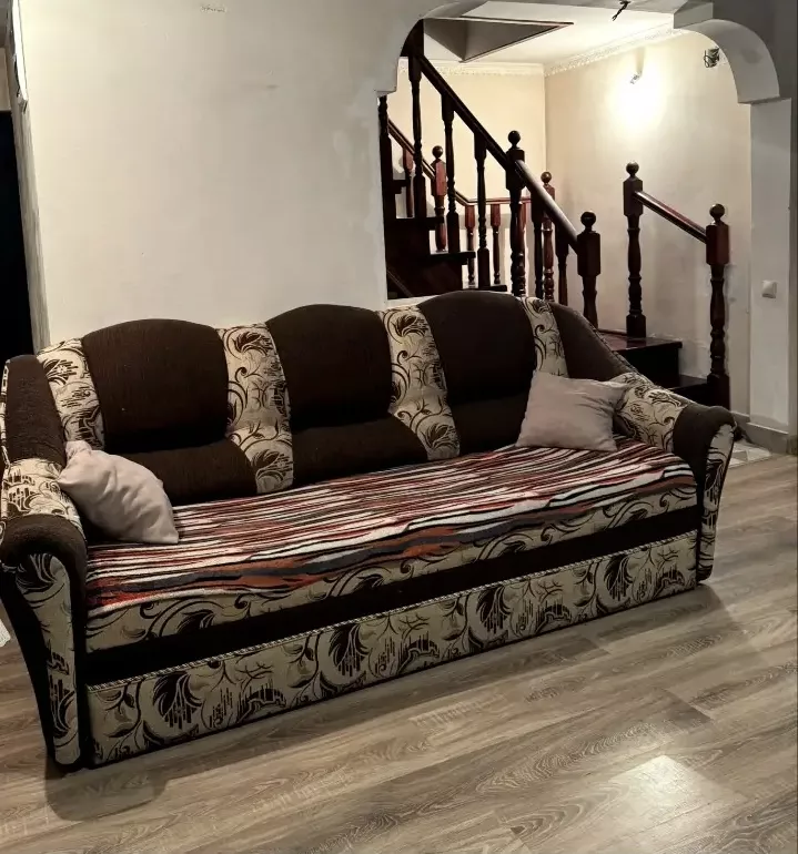 . Двухэтажный дом Сухум. Сухум