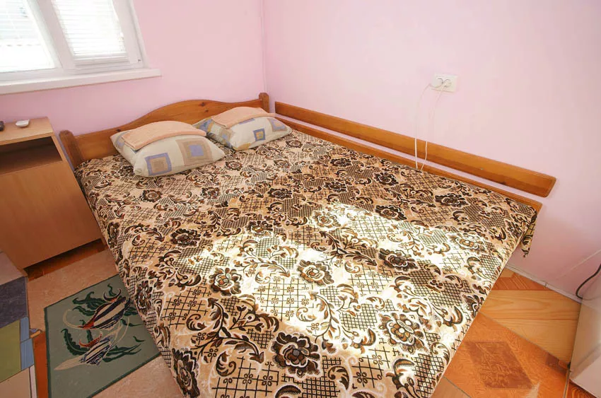 2-местный улучшенный. Гостевой дом «Белый». Саки