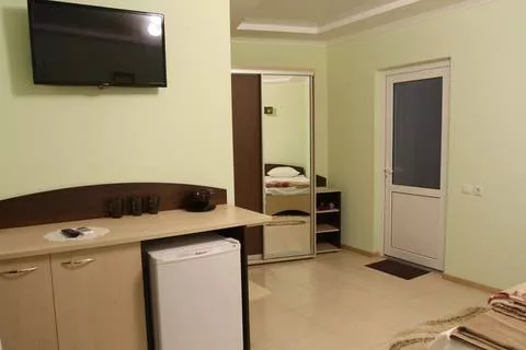 Комната «Стандарт» со всеми удобствами. Частный сектор "Новый дом от Кристина". Евпатория