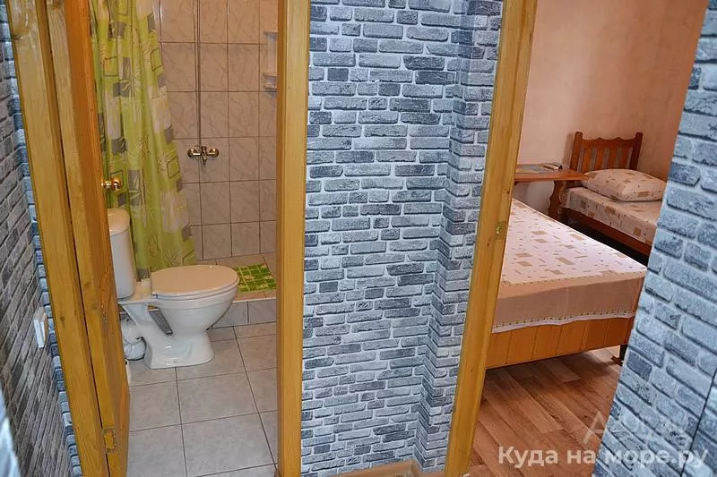 . Гостевой дом На Приморском . Голубицкая