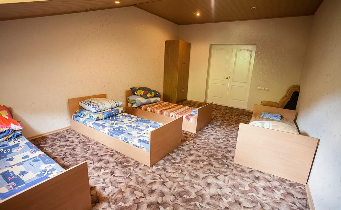 Номера категории ЭКОНОМ. Отель «Мангуп Кале» . Куйбышево