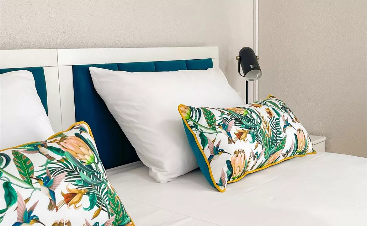 Стандарт 2-хместный с 2 дополнительными местами. Отель Автор. Анапа