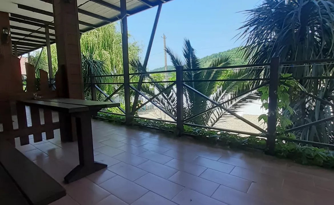 3-х местный номер Стандарт. "Бунгало". Пицунда