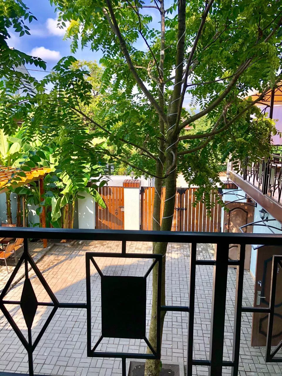 . Отель Capri. Сухум . Отель Capri. Сухум