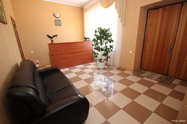 . Отель у Моря Железнодорожная 35. Ейск