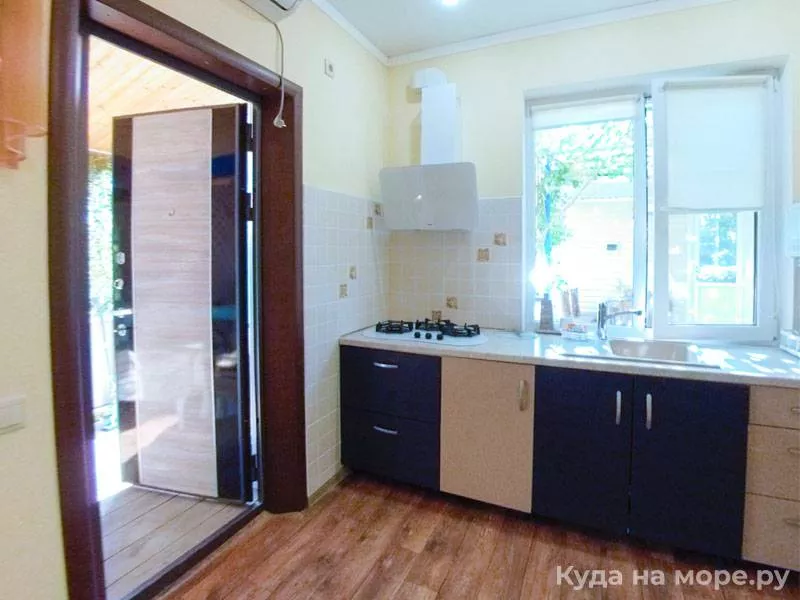 «Отдельный дом». Гостиница «Семейная». Архипо-Осиповка «Отдельный дом». Гостиница «Семейная». Архипо-Осиповка