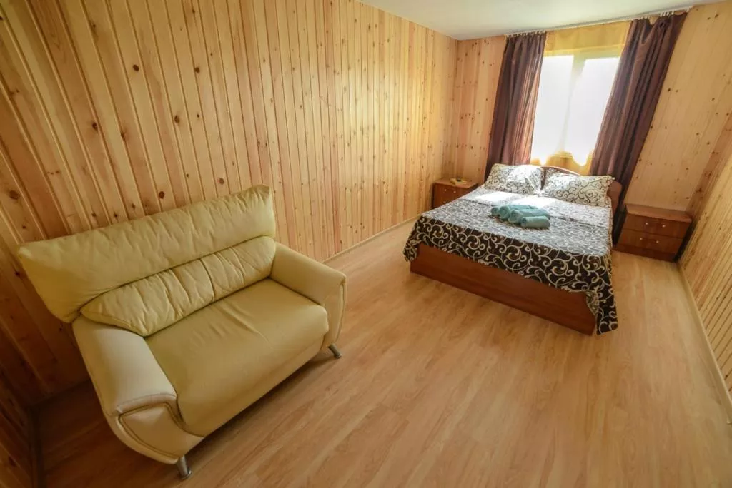  Четырехместный номер. База отдыха "Мадагаскар". Должанская