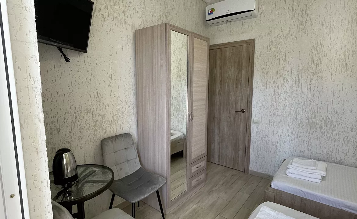 Стандарт с раздельными кроватями . Гостевой дом "Алхыд". Пицунда