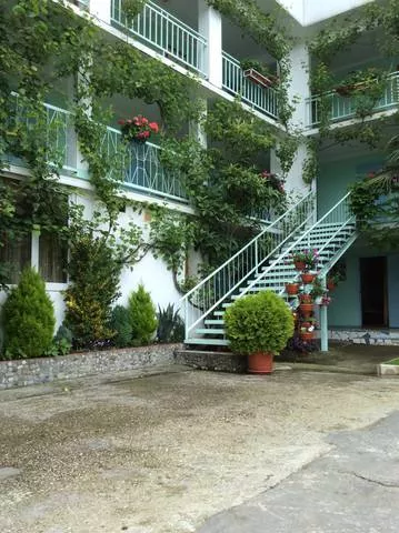 . Гостевой дом "Грант" - Вардане. Вардане