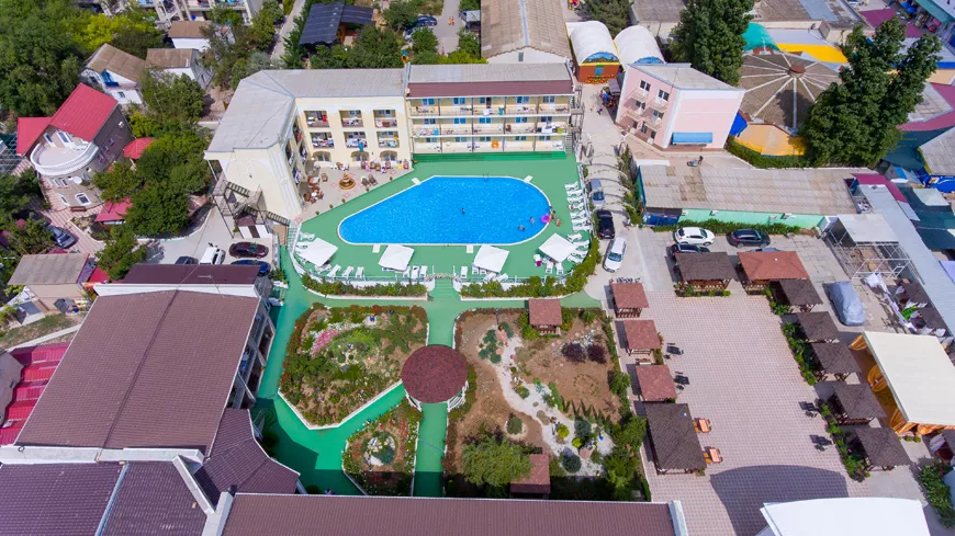 . Гостевой дом «Ле-Ди». Саки