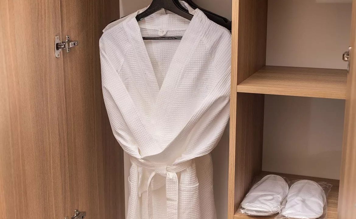 Стандарт с балконом. Бутик- отель "Репин" . Витязево