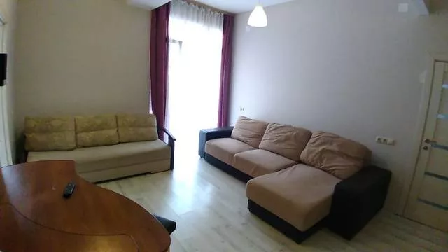 . Двухкомнатная квартира районе "Стадиона". Сочи