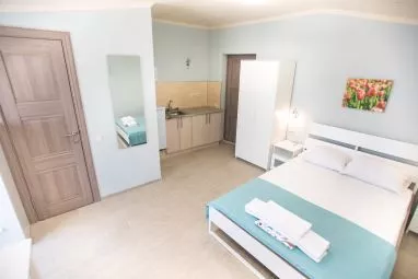 С удобствами. Гостевой дом ЭдиРоз . Анапа