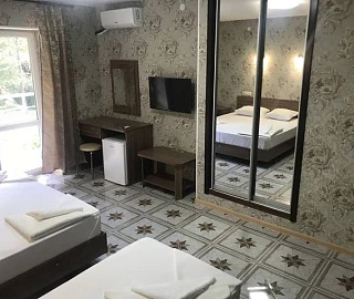 2-х местный полулюкс с балконом. Отель «Grand Sea». 