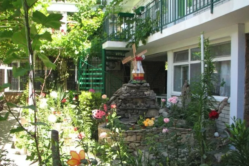 . Гостевой дом "Орел". Нижнее Джемете