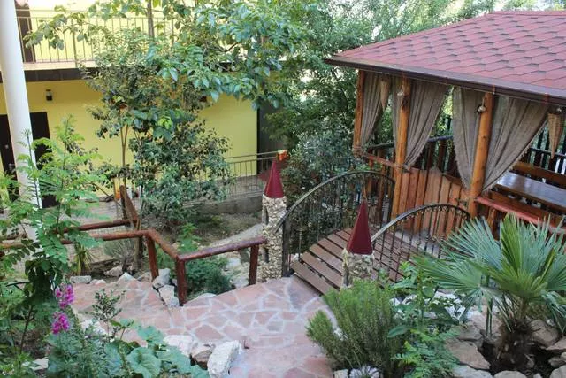 . Гостевой дом "Аида". Адлер . Гостевой дом "Аида". Адлер