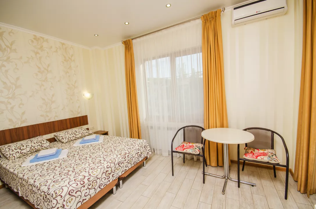 . Гостевой дом «Вояж». Алушта