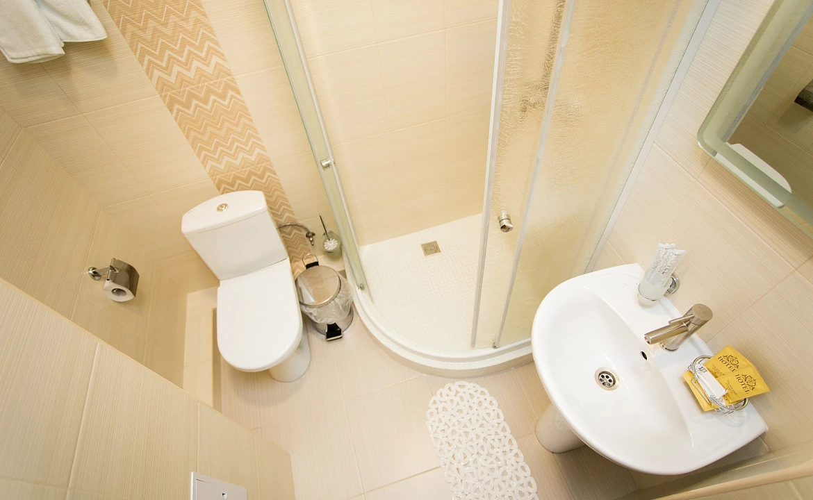 4-х местный «Джуниор сьют» без балкона. Отель "Alfa Summer". Анапа