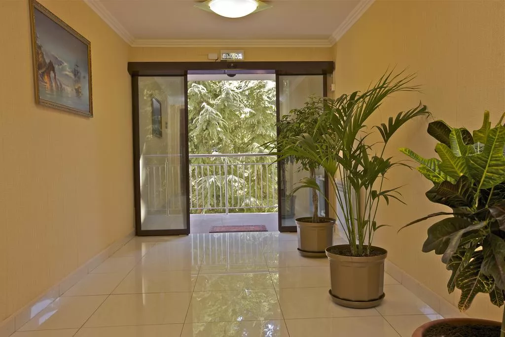 . Отель Охотник. Адлер