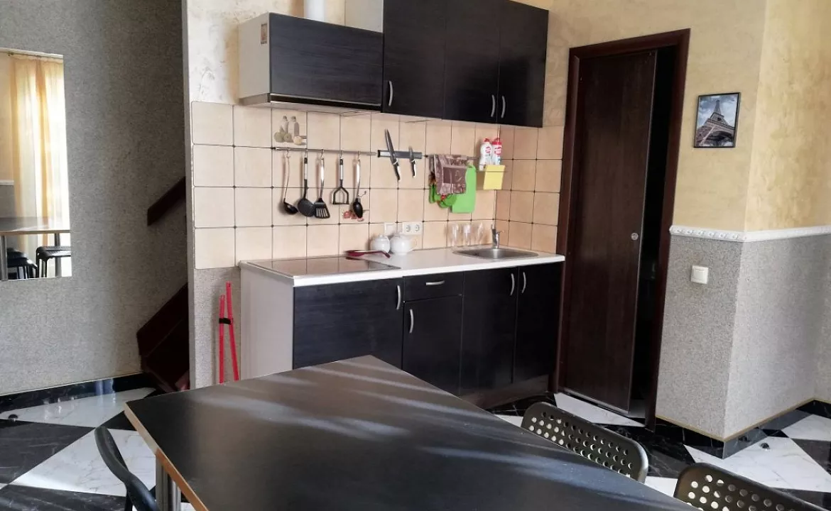 Двухуровневый Таун хаус Созвездие . Частный гостевой дом Созвездие . Лазаревское