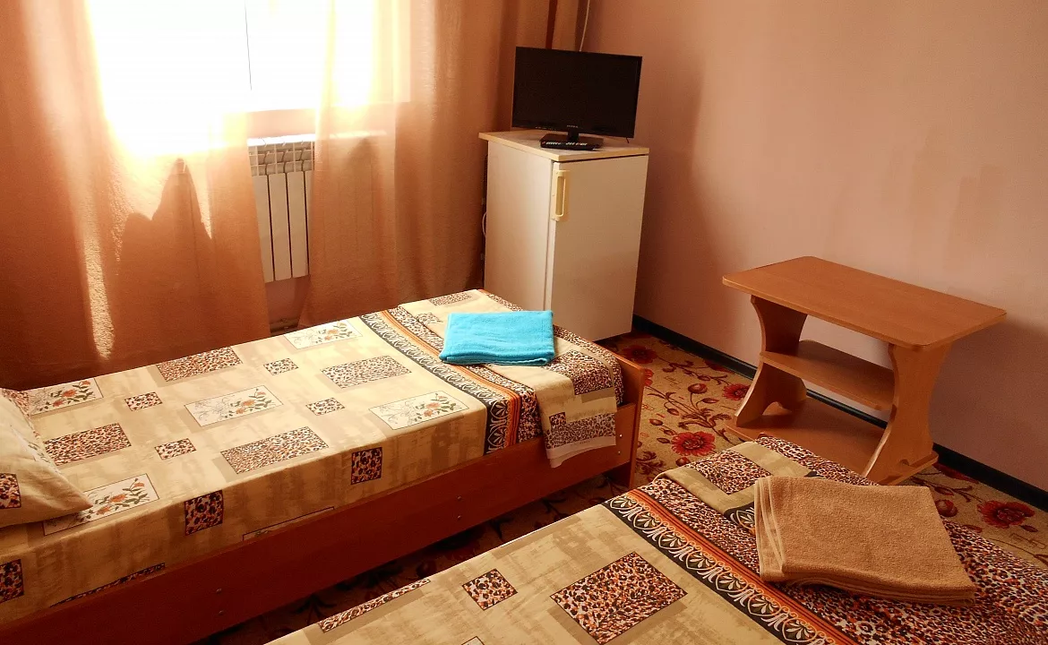 Стандарт. Гостевой дом "На Главной". Якорная Щель