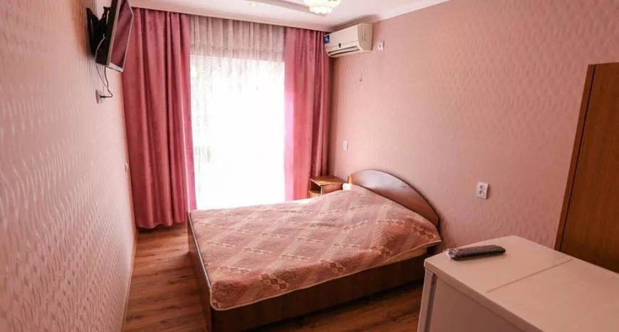 . Частный гостевой дом У Николаевны. Геленджик