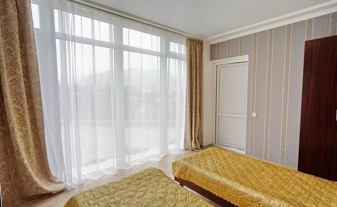 КОТТЕДЖ С ДВОРИКОМ И ТЕРРАССОЙ И ОТДЕЛЬНЫМ ВХОДОМ. Гостевой дом "Лето". Лазаревское КОТТЕДЖ С ДВОРИКОМ И ТЕРРАССОЙ И ОТДЕЛЬНЫМ ВХОДОМ. Гостевой дом "Лето". Лазаревское