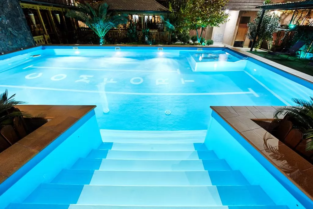 . Отель "КОМФОРТ". Сухум