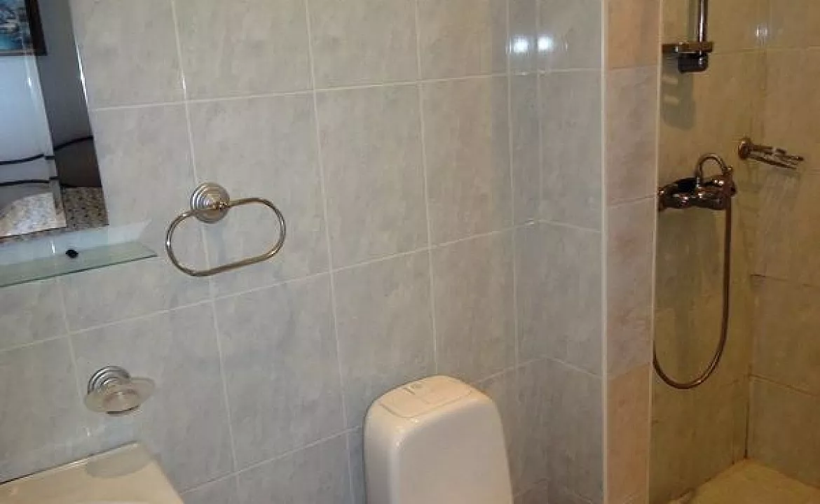 Люкс с кухней. Эллинг "Южный бриз" . Лоо