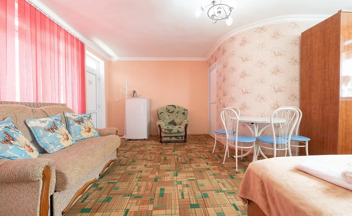 Стандарт четырехместный. Отель «Оазис надежды». Адлер