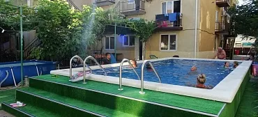 Гостевой дом "Родничок"