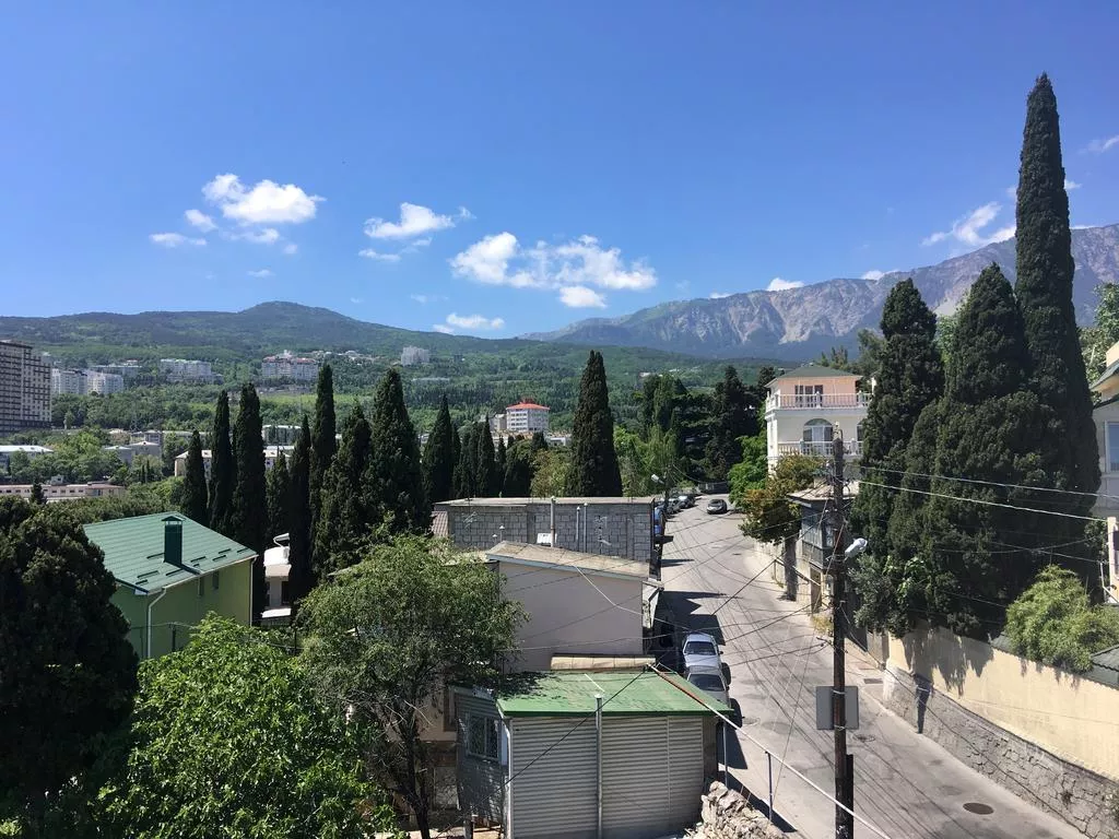 . Гостевой дом На Кирова. Ялта