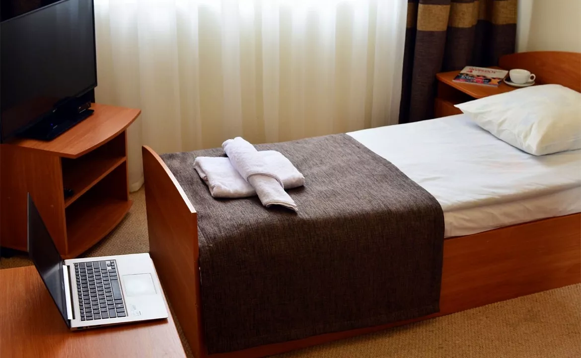 SINGLE. Отель "Grand Astoria". Феодосия