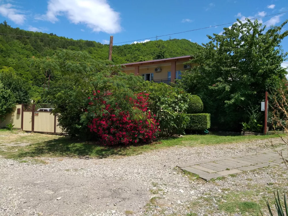 . Частный сектор "Роза". Макопсе