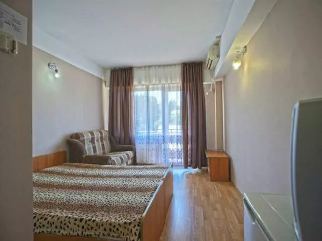 2-х комнатный номер стандарт на  6 чел. Гостевой дом "Лазурит". Лазаревское 2-х комнатный номер стандарт на  6 чел. Гостевой дом "Лазурит". Лазаревское