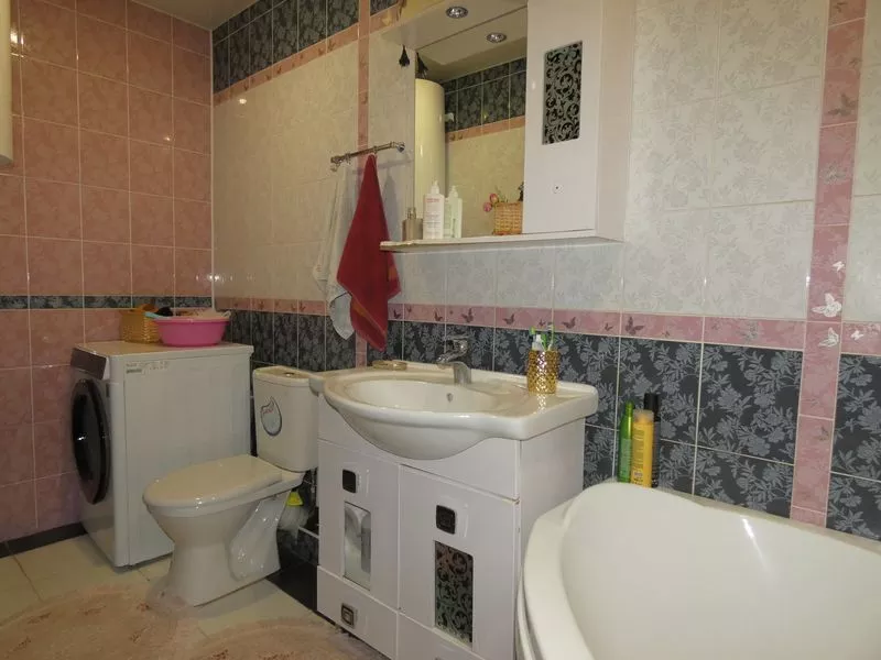 3х-комнатная квартира. Квартира в многоквартирном доме Квартира Абазгаа 59/1 . Гагра