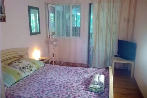 Семейный 2-х местный с ТВ и холодильником. Гостевой дом "Лев" (Лёвушка). Якорная Щель