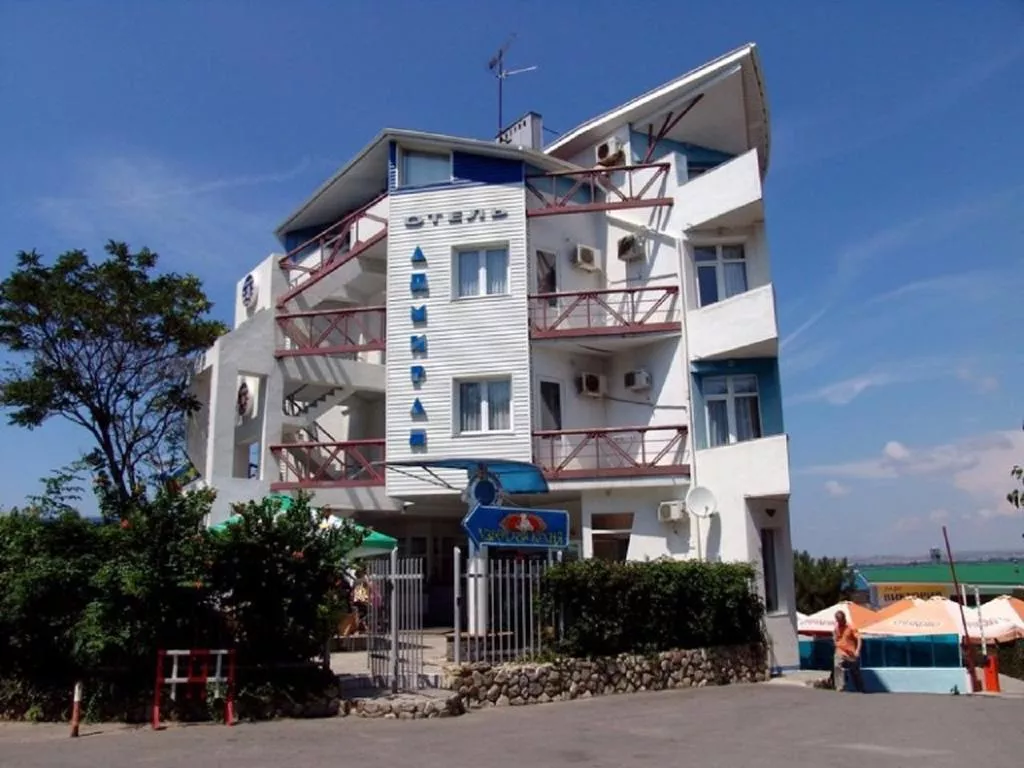 . Отель "Адмирал". Анапа