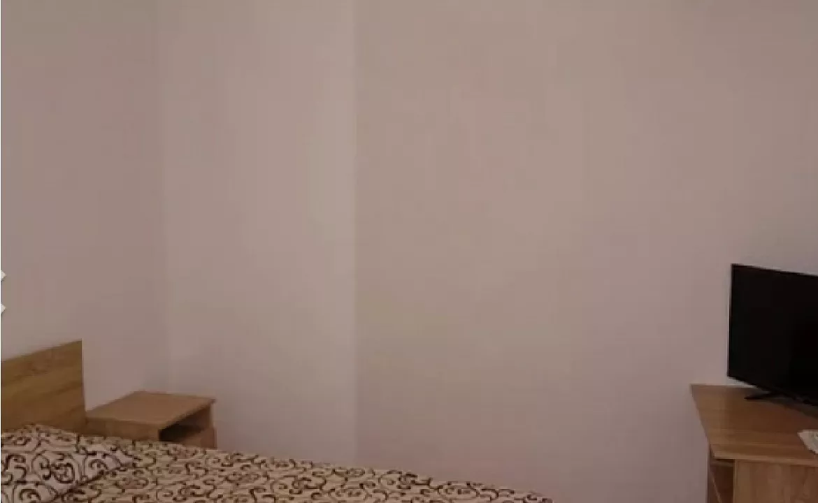 Семейный. Частный сектор Железнодорожная 11. Сухум