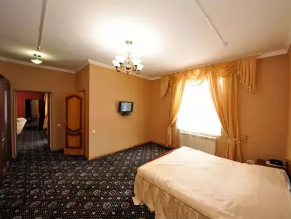 «Люкс» 3-х комнатный. Отель «Эльбрусия». Эльбрус - гостиницы