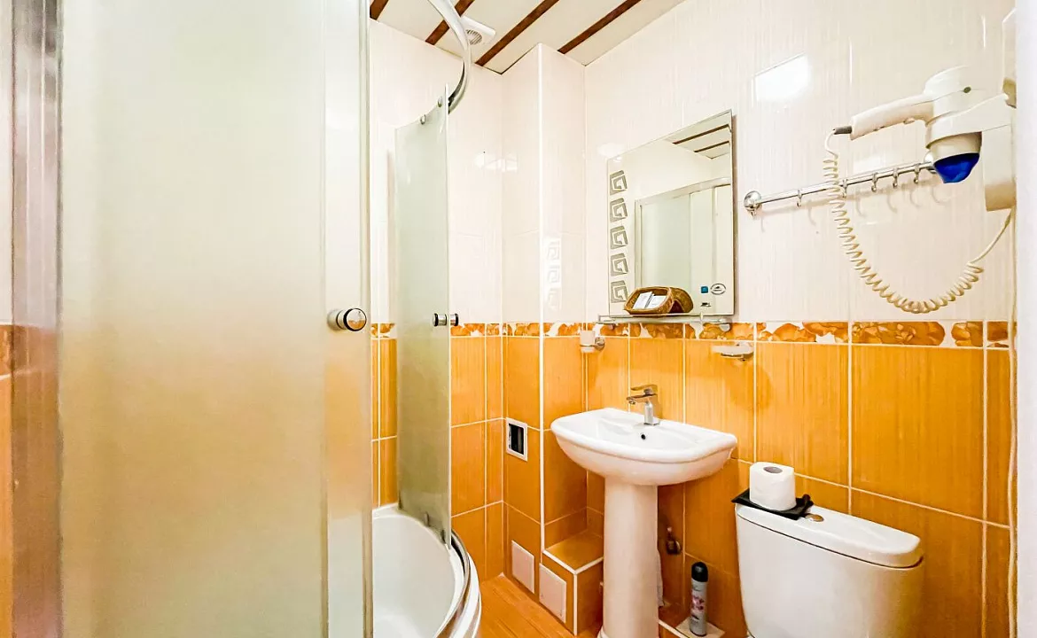 Стандарт 4-х местный (без балкона). Anzhelina Family Hotel. Витязево