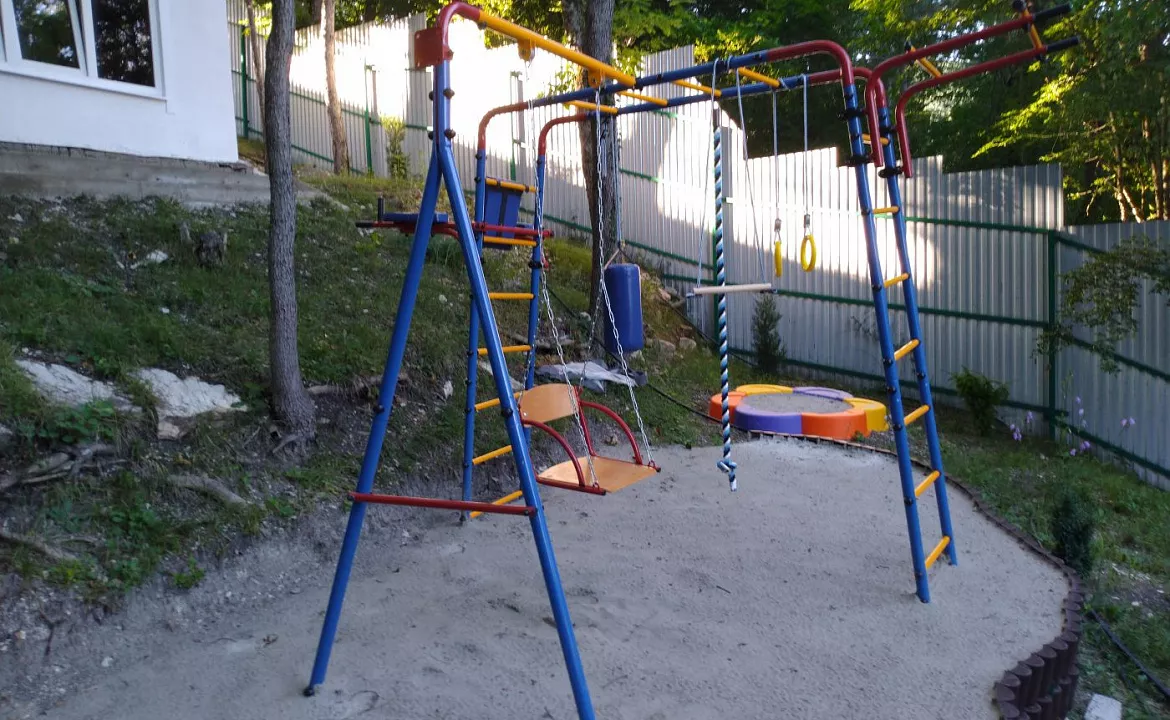 Дом под-ключ №2. "Вилла и Бревенчатые дома в лесу" . Туапсе Дом под-ключ №2. "Вилла и Бревенчатые дома в лесу" . Туапсе