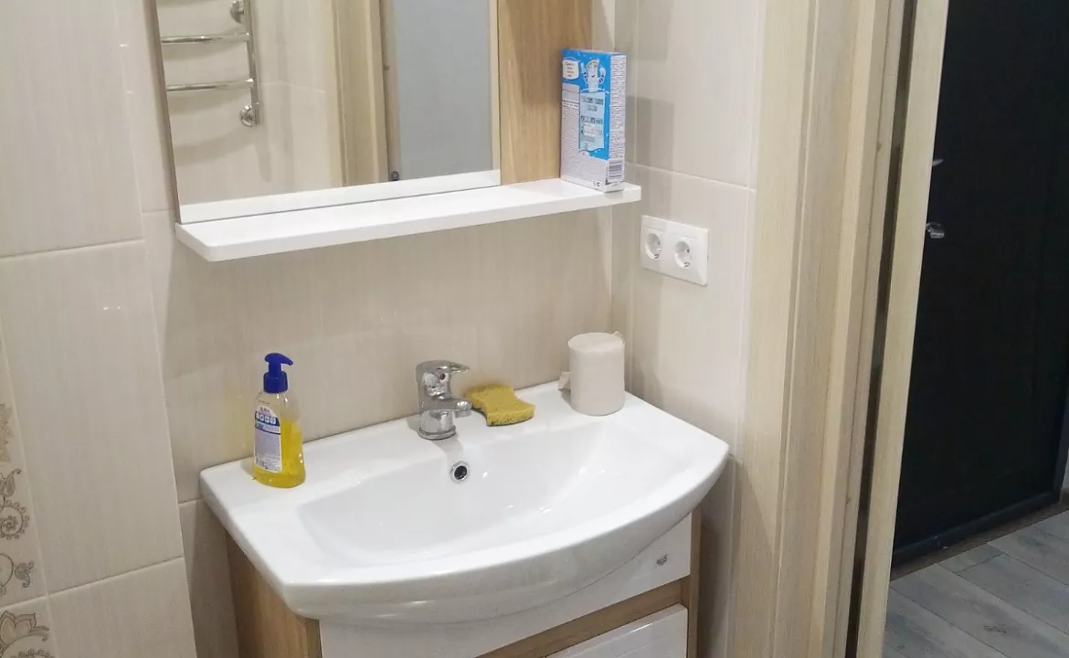 Квартира-студия под ключ. Квартира в многоквартирном доме ПЕРВАЯ  БЕРЕГОВАЯ  ЛИНИЯ!!!!. Адлер