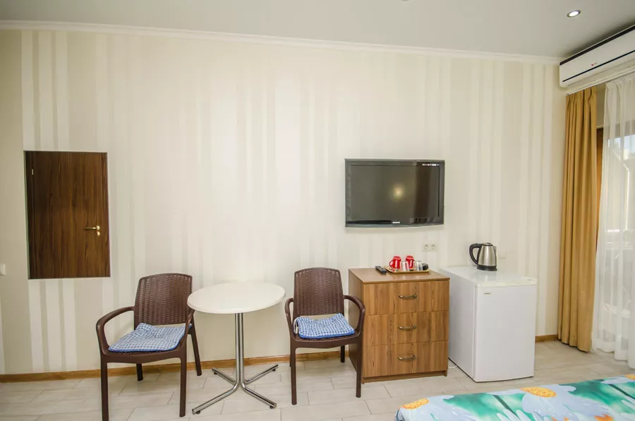 Комната «комфортная». Гостевой дом «Вояж». Алушта