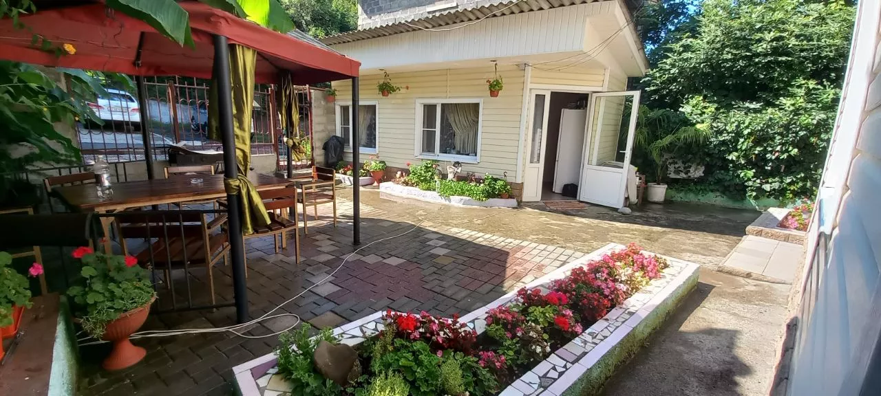 . Частный сектор "Ксения". Совет-Квадже . Частный сектор "Ксения". Совет-Квадже