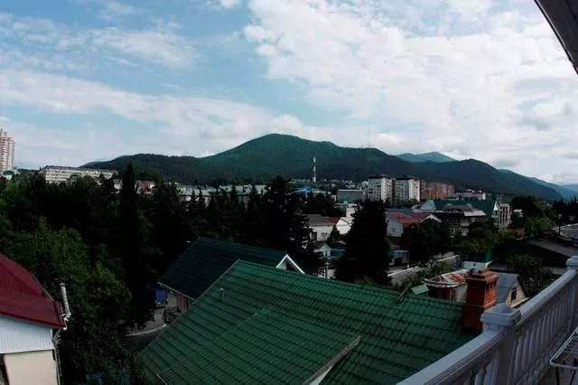 . Гостиница "Версаль". Лазаревское