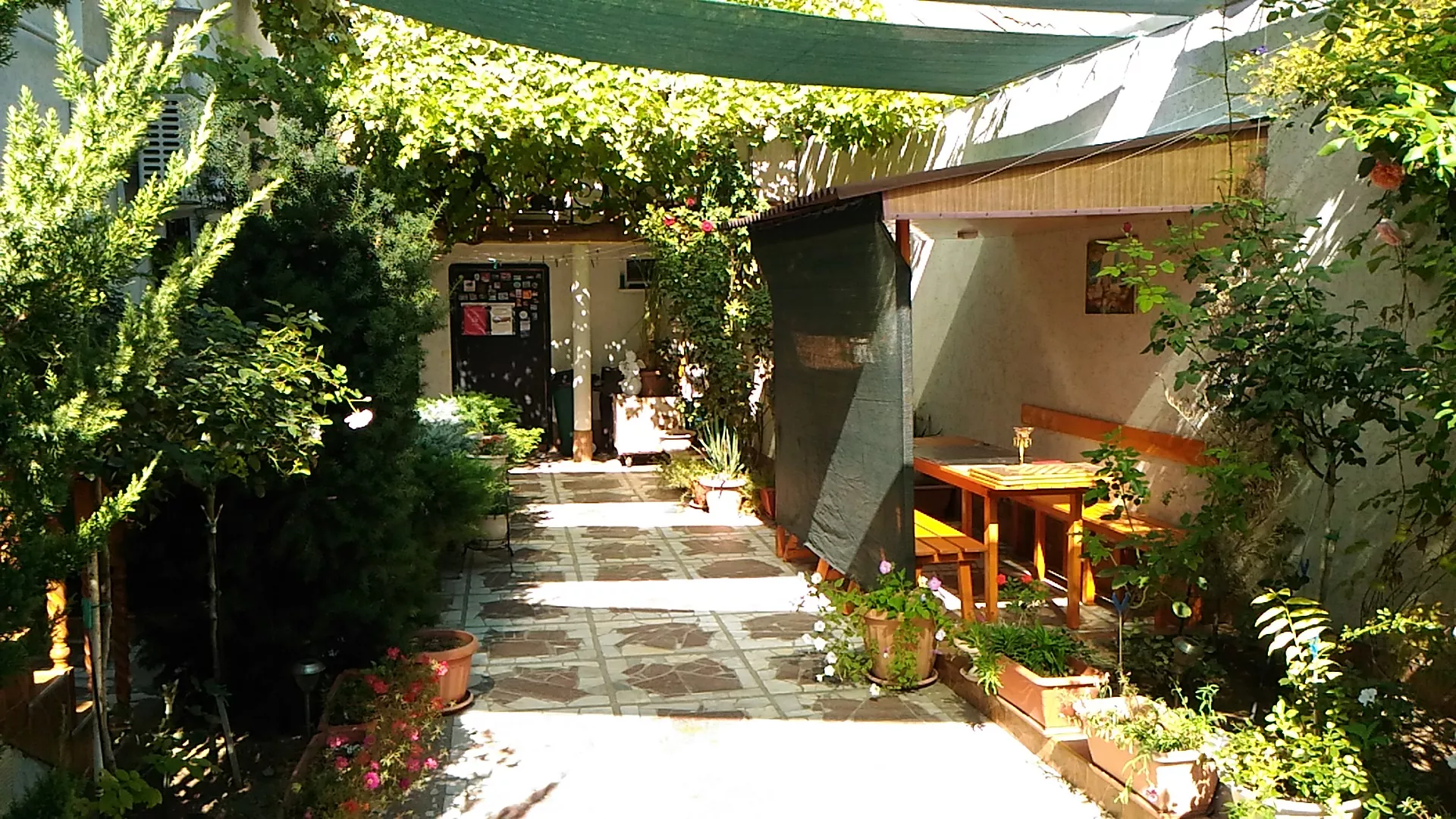 . Гостевой дом На Пролетарской. Евпатория